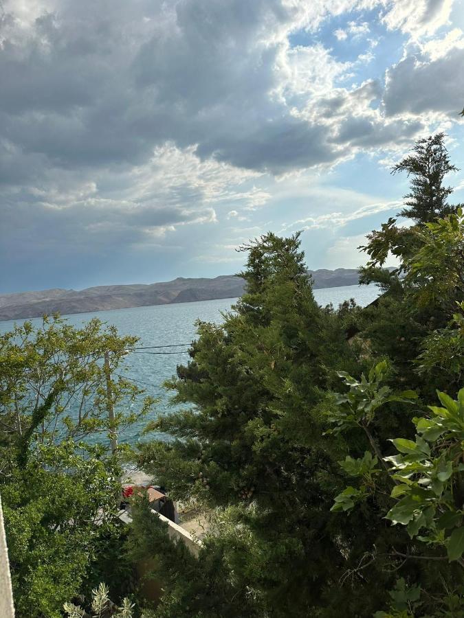 Apartmani Karlobag Exterior foto